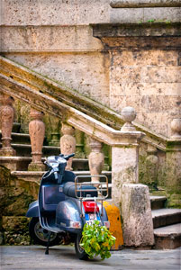 Siena Vespa